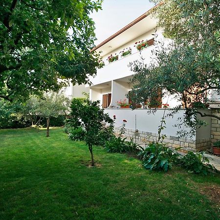 Apartment Nerina Porec Esterno foto
