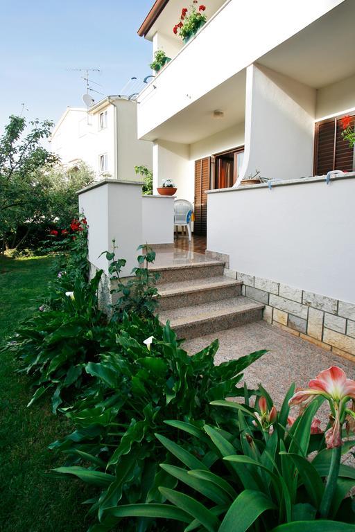 Apartment Nerina Porec Esterno foto