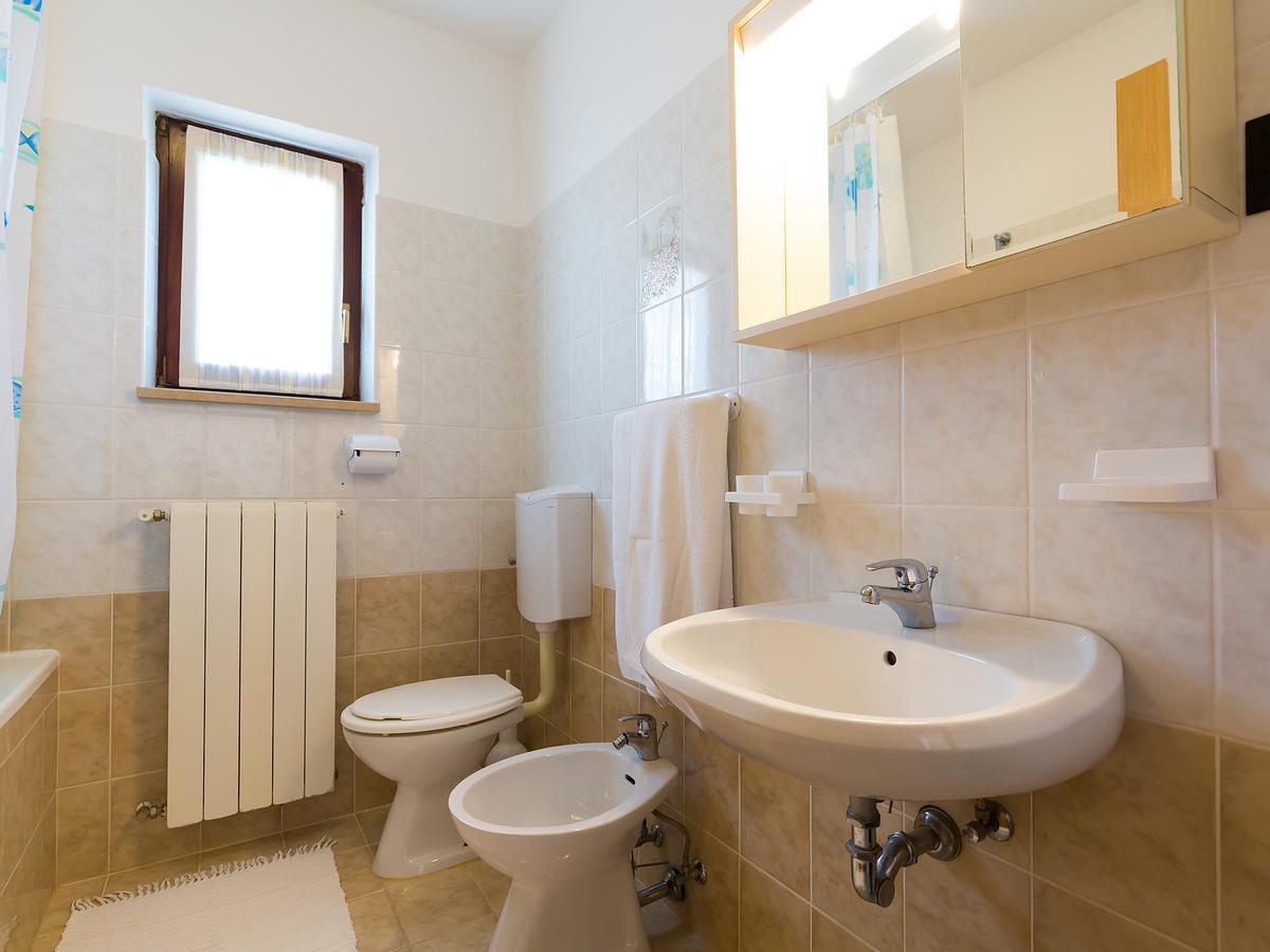Apartment Nerina Porec Esterno foto