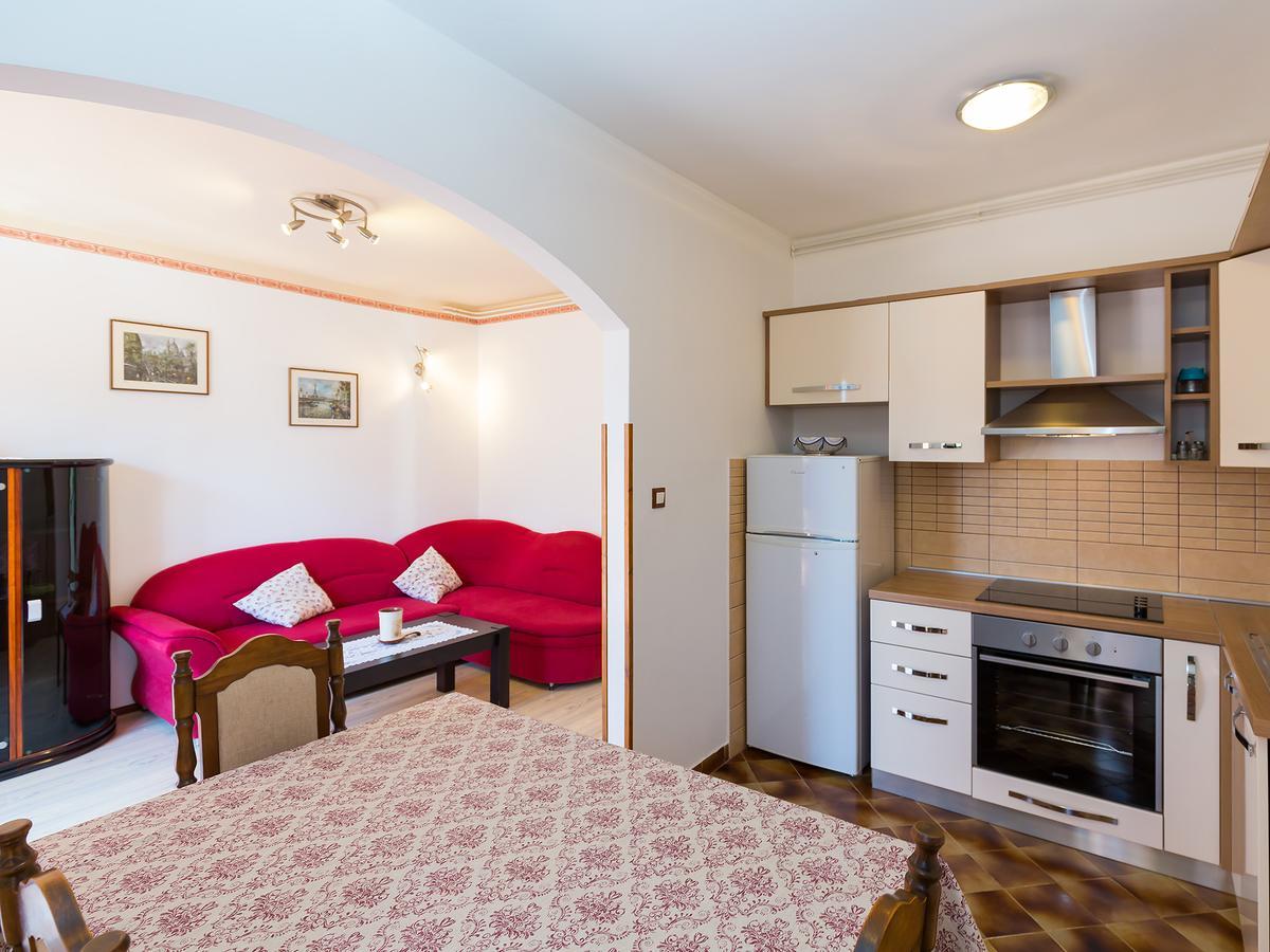 Apartment Nerina Porec Esterno foto